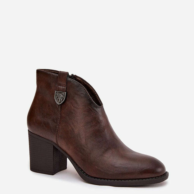 Heel boots model 218061