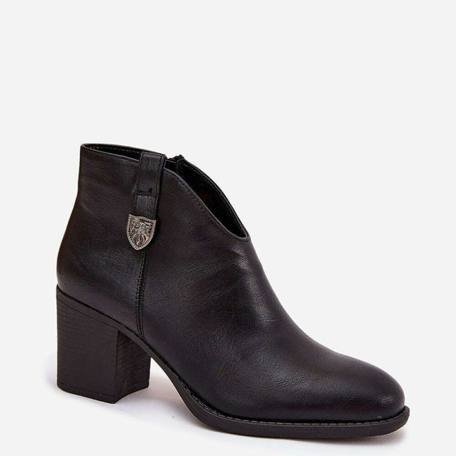 Heel boots model 218062