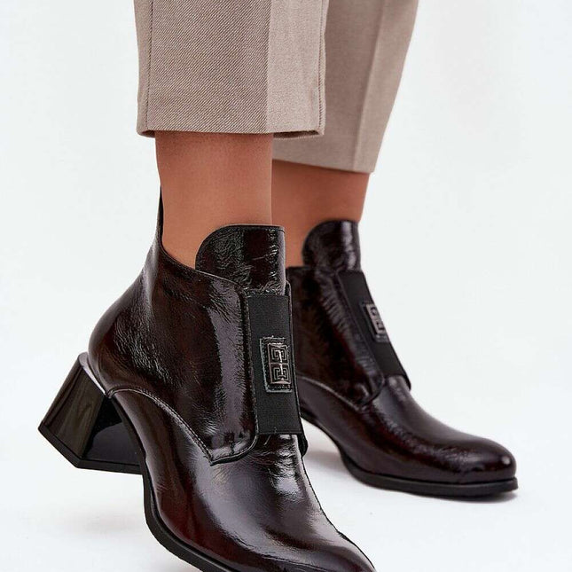 Heel boots model 218066