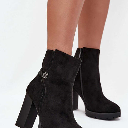 Heel boots model 218076