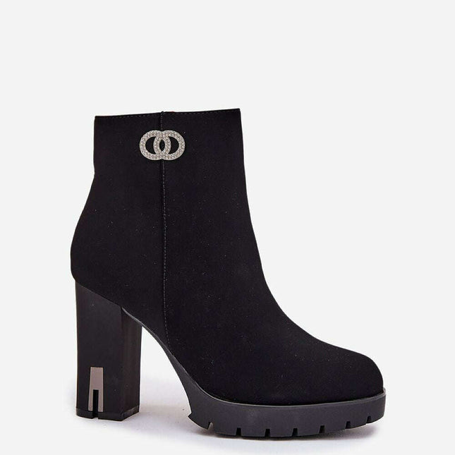 Heel boots model 218077