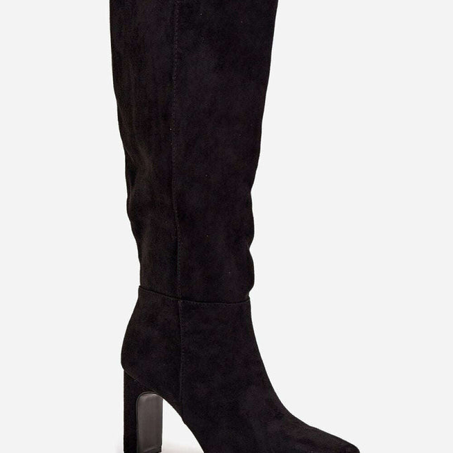 Heel boots model 218091
