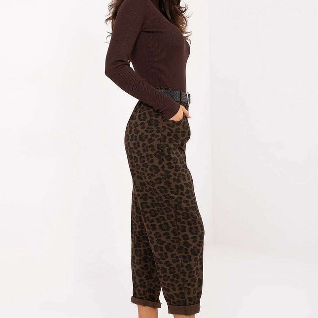 Women trousers model 218430