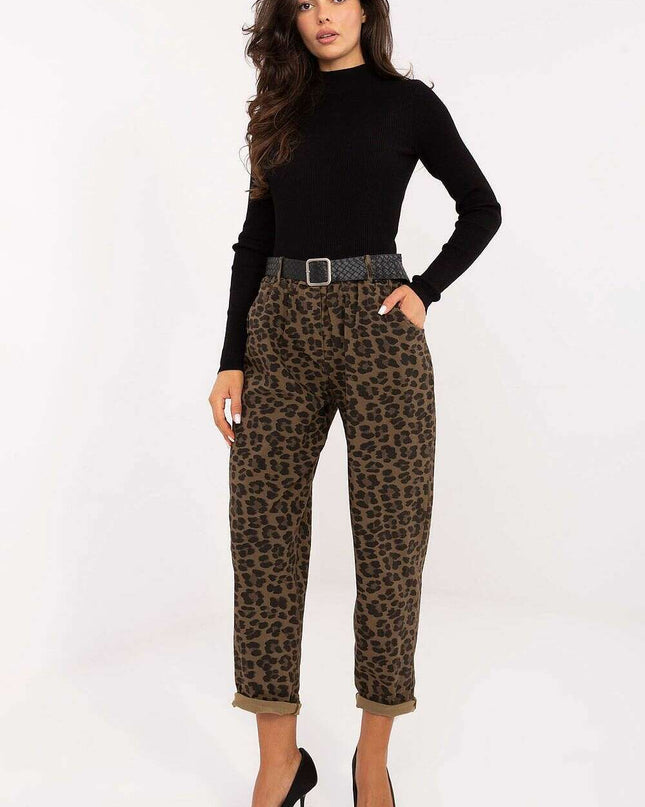 Women trousers model 218431
