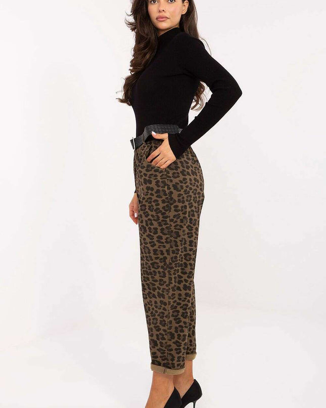 Women trousers model 218431