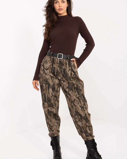 Women trousers model 218436