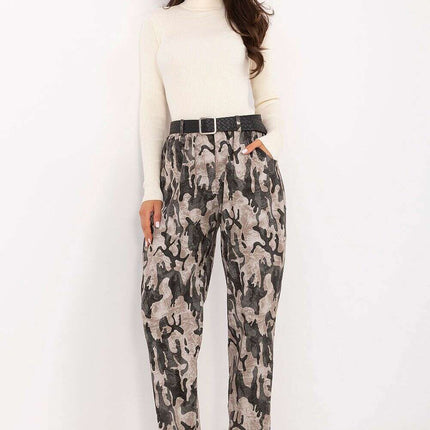Women trousers model 218438