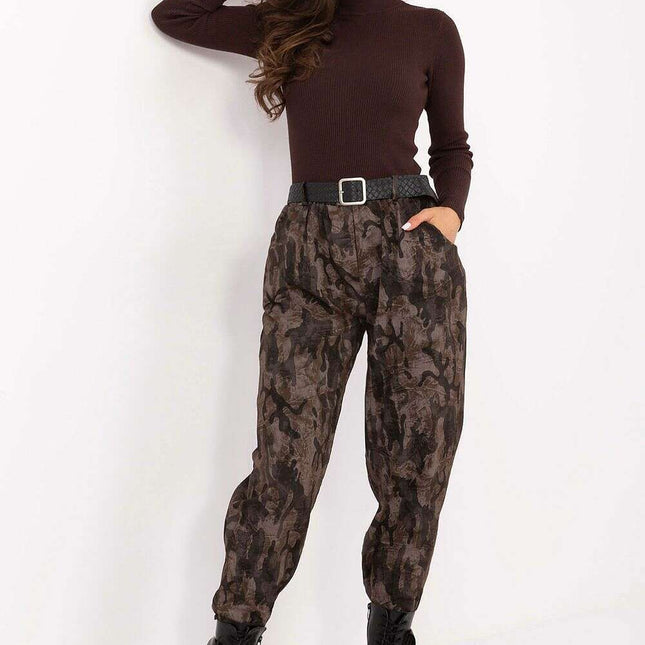 Women trousers model 218439