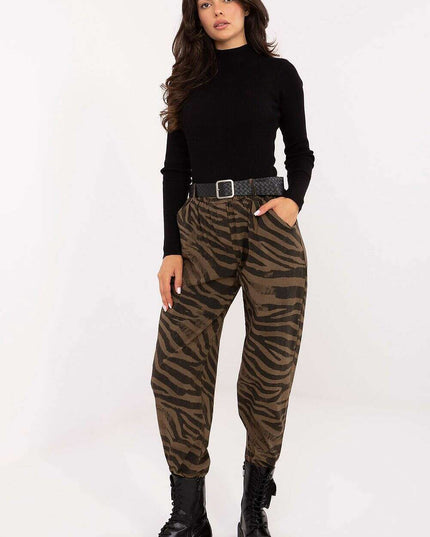 Women trousers model 218441
