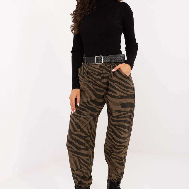 Women trousers model 218441