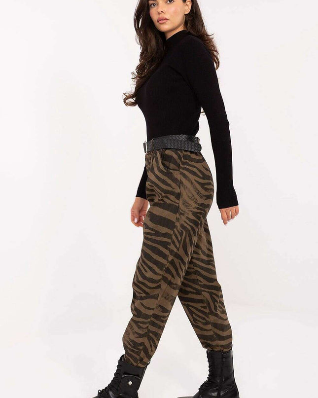 Women trousers model 218441