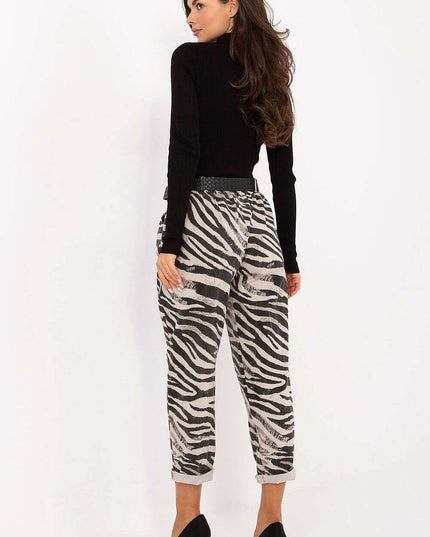 Women trousers model 218442
