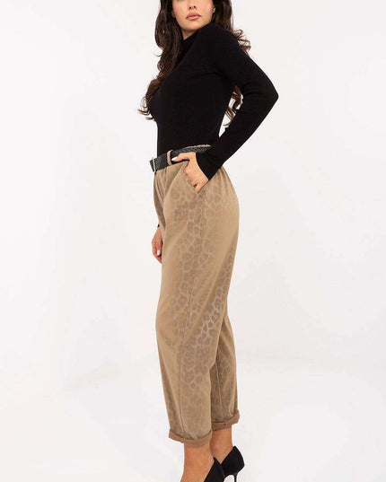 Women trousers model 218446