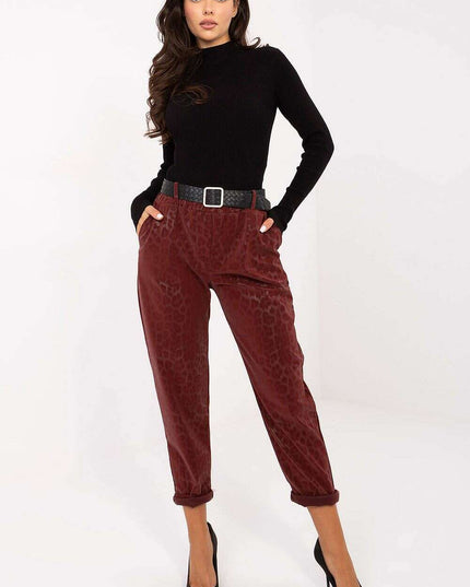 Women trousers model 218447