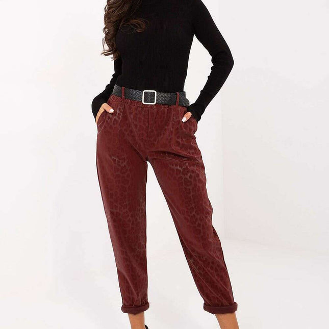 Women trousers model 218447