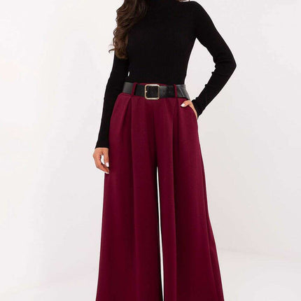 Women trousers model 218450