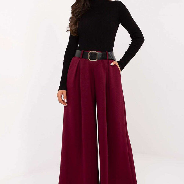 Women trousers model 218450