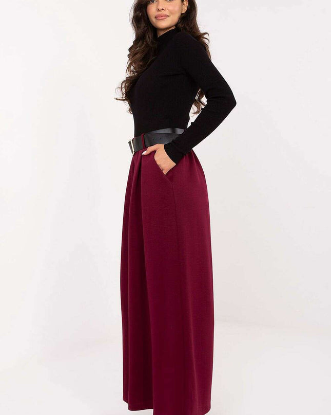 Women trousers model 218450