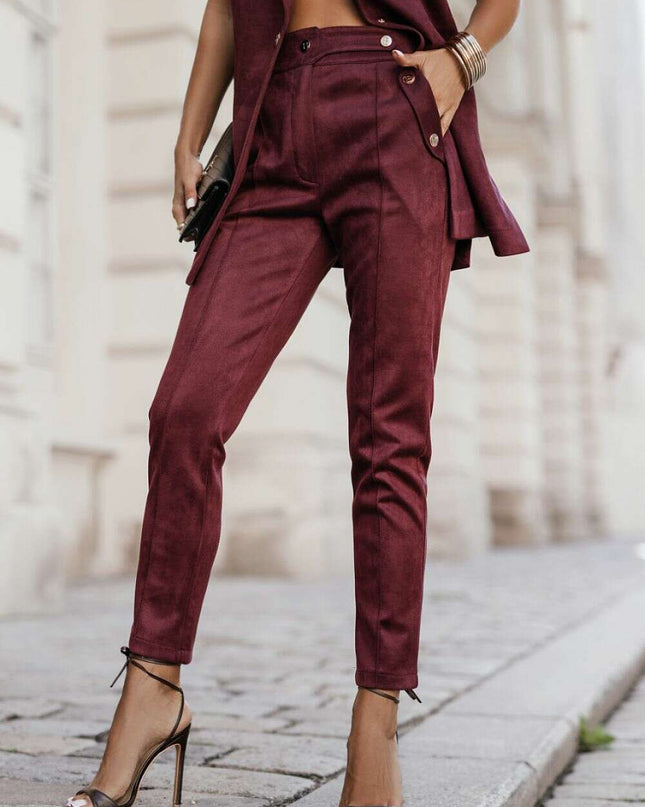 Women trousers model 218576