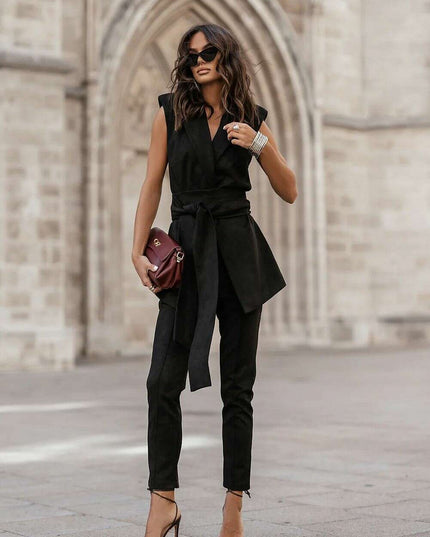 Women trousers model 218578