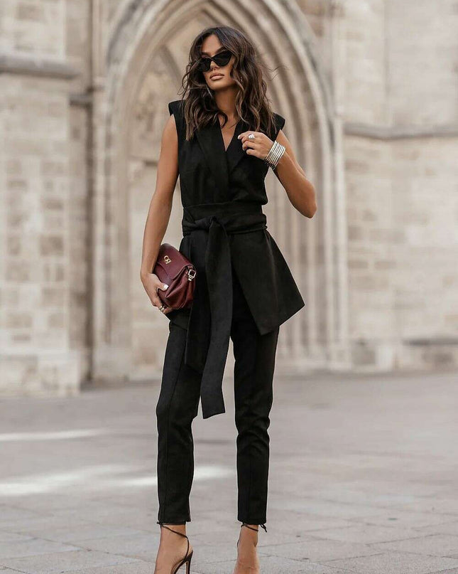 Women trousers model 218578