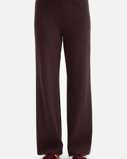 Women trousers model 218663