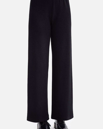 Women trousers model 218664