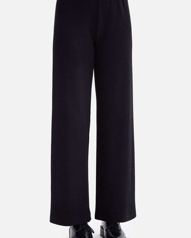 Women trousers model 218664