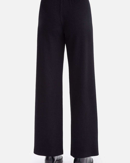 Women trousers model 218664