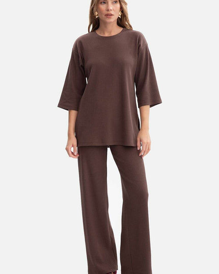 Women trousers model 218665