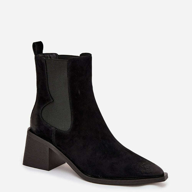 Heel boots model 218704