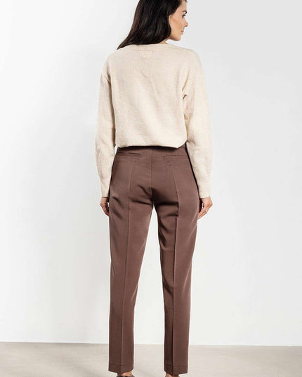 Women trousers model 218977