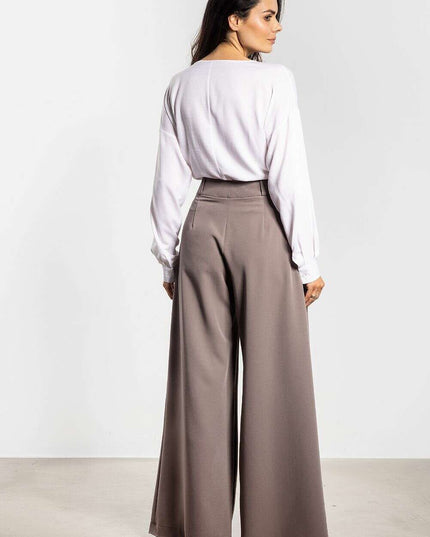 Women trousers model 218986