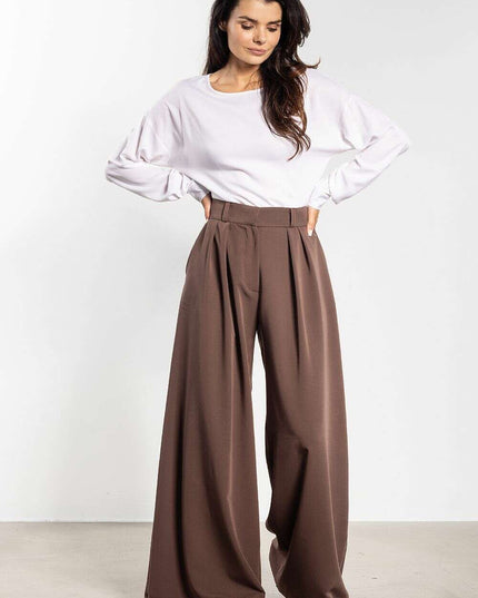 Women trousers model 218988