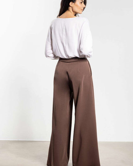 Women trousers model 218988