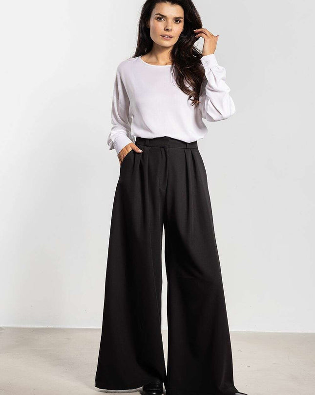 Women trousers model 218989