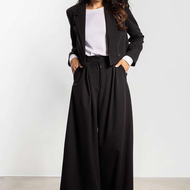Women trousers model 218989