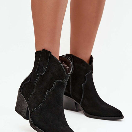 Heel boots model 219125