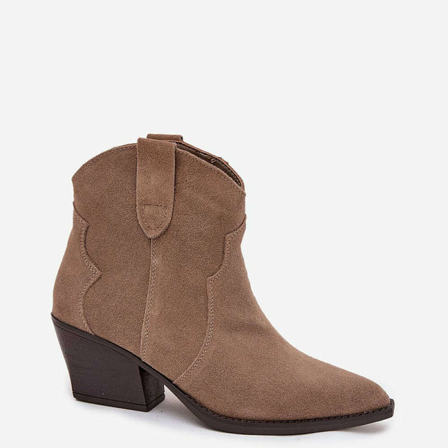 Heel boots model 219127