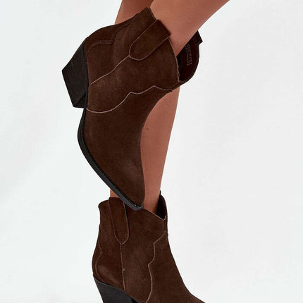Heel boots model 219128