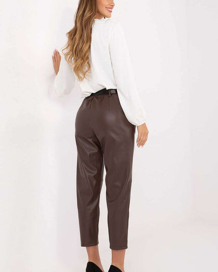 Women trousers model 219383