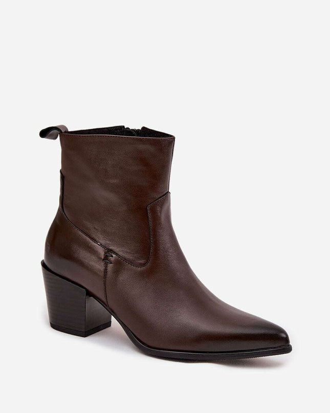 Heel boots model 219575