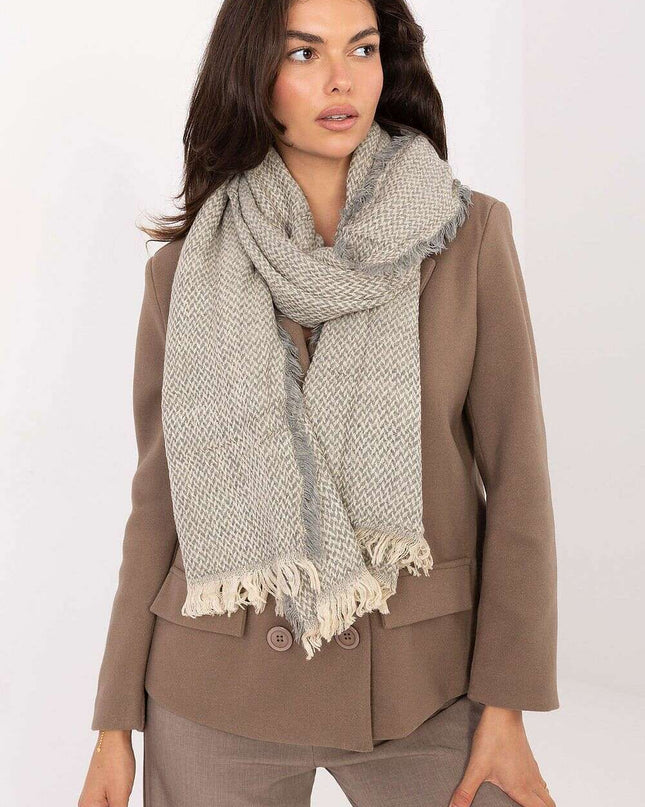 Shawl model 219616
