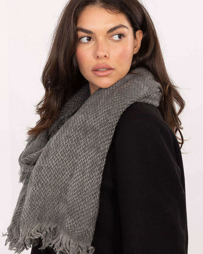 Shawl model 219618