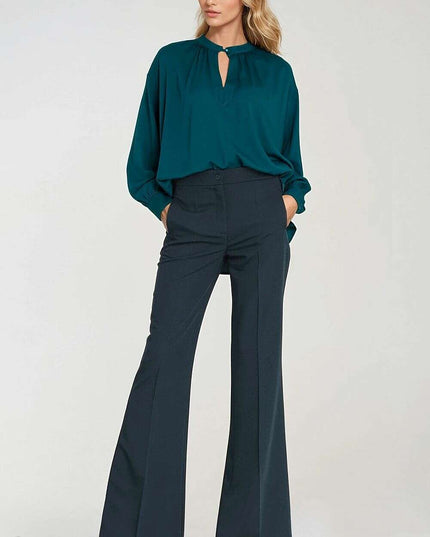 Women trousers model 219778