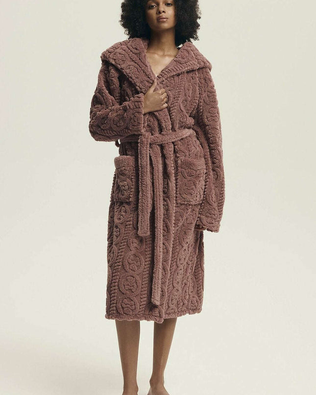 Women's Quilted Hooded Bathrobe with Pockets – Warm & Stylish Loungewear