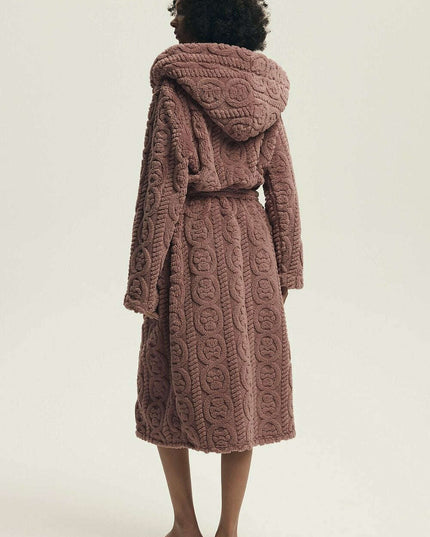 Women's Quilted Hooded Bathrobe with Pockets – Warm & Stylish Loungewear