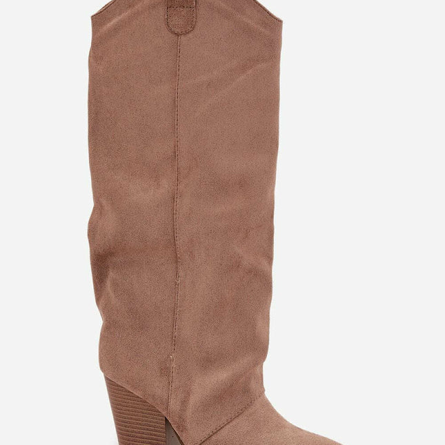 Heel boots model 219855