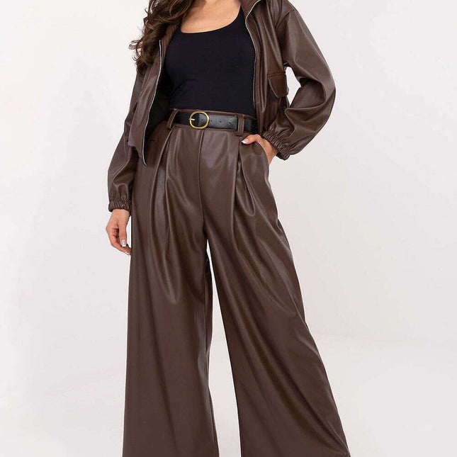 Women trousers model 219884