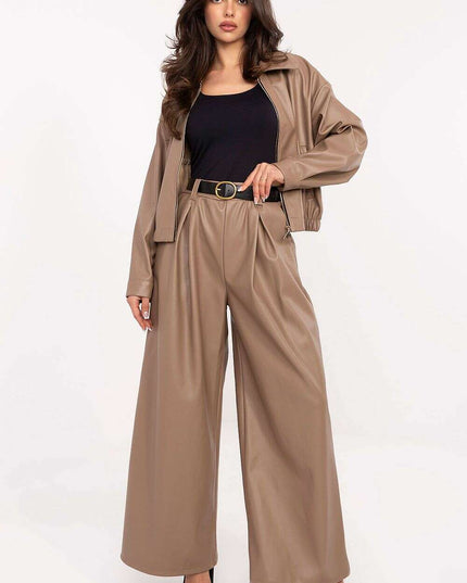 Women trousers model 219887